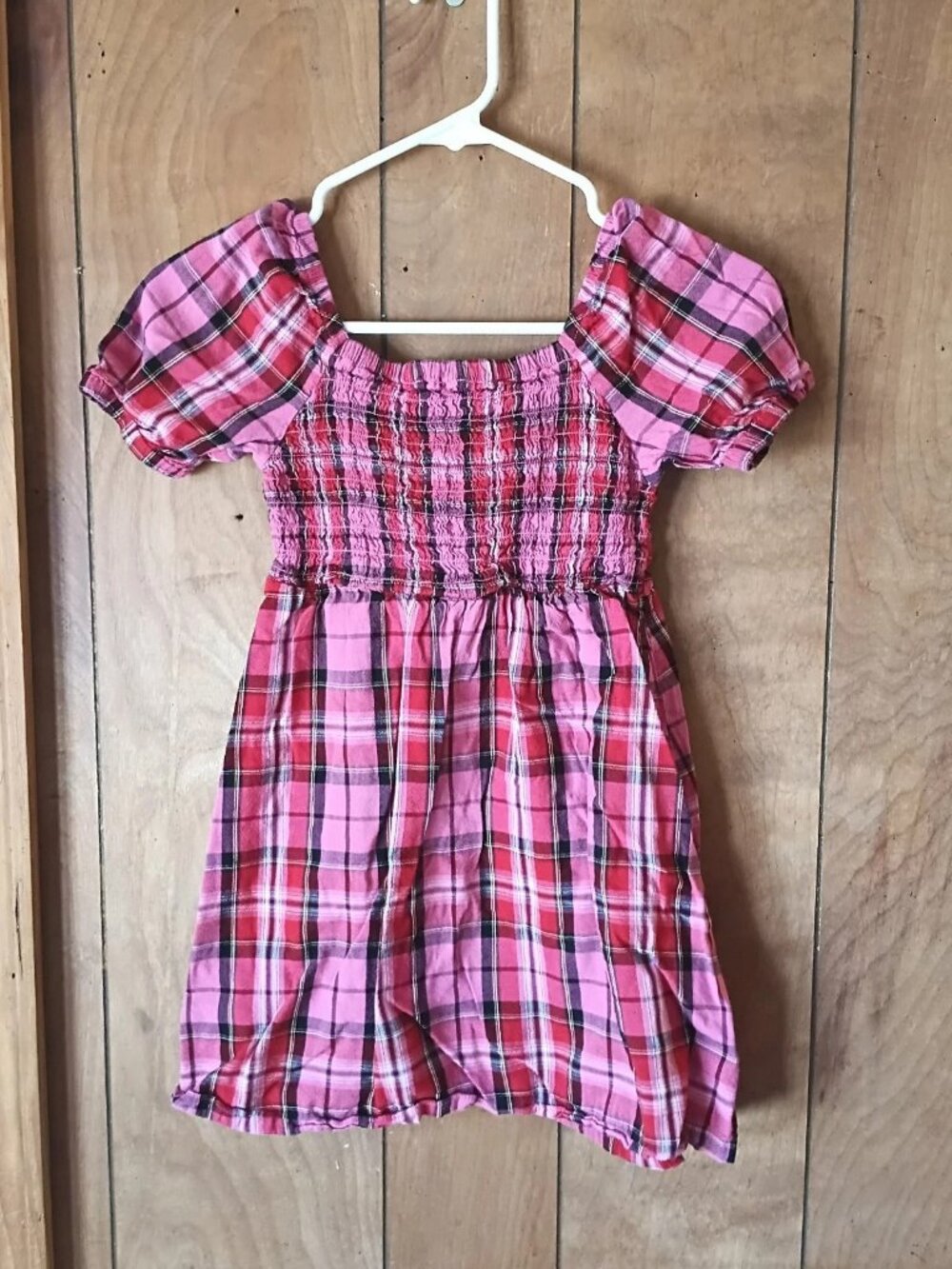Old Navy Girls Pink Plaid Smocked Dress Size S 6-7 Cotton Rayon Puff Sleeve